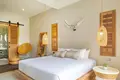 4-Schlafzimmer-Villa 765 m² Si Sunthon, Thailand