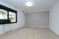 4 bedroom house 230 m² Dos Hermanas, Spain
