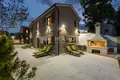 Dom 6 pokojów 290 m² Opcina Pican, Chorwacja