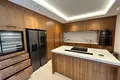 4-Schlafzimmer-Villa 373 m² Choeng Thale, Thailand