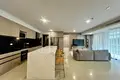 Kondominium 4 Schlafzimmer  Pattaya, Thailand