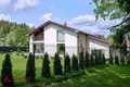Dom wolnostojący 303 m² Astrashitskagaradokski rural council, Białoruś