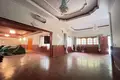 Villa 11 chambres 520 m² en Sangkat Phsar Daeum Thkov, Cambodge