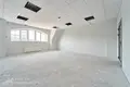 Oficina 50 habitaciones 1 710 m² en Minsk, Belarús