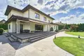 Коттедж 336 м² Колодищанский сельский Совет, Беларусь