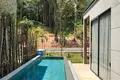 Villa de tres dormitorios 400 m² Si Sunthon, Tailandia