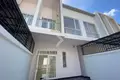 Haus 2 zimmer 85 m² Khan Chroy Changvar, Kambodscha
