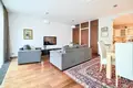 Apartamento 2 habitaciones 76 m² en Varsovia, Polonia