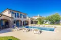 6 bedroom house 349 m² Opcina Medulin, Croatia