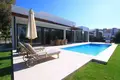 Haus 4 Schlafzimmer 260 m² Estepona, Spanien