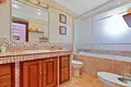 Haus 4 Schlafzimmer 236 m² Dos Hermanas, Spanien