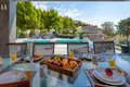 Дом 9 спален 700 м² Омиш, Хорватия