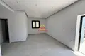 Appartements à plusieurs niveaux 13 chambres 522 m² District de Vlora, Albanie
