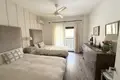 Haus 3 Schlafzimmer 235 m² Estepona, Spanien