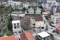 Atterrir  Dobrota, Monténégro