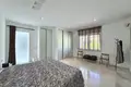 Haus 4 Schlafzimmer 530 m² Dos Hermanas, Spanien