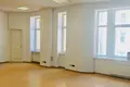 Propiedad comercial 2 habitaciones 72 m² en Riga, Letonia