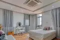 Dom 6 pokojów 649 m² Dromolaxia, Cypr