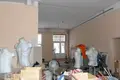 Propiedad comercial 4 habitaciones 100 m² en Riga, Letonia