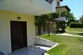 Hotel 600 m² en Nea Skioni, Grecia