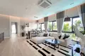 4 bedroom Villa 350 m² Pattaya City, Thailand