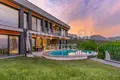 5 bedroom villa 600 m² Konyaalti, Turkey