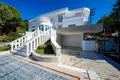 6 bedroom villa 584 m² Oreokastro Municipality, Greece