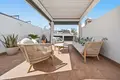 4 bedroom house 225 m² Dos Hermanas, Spain