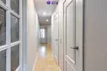 Mieszkanie 4 pokoi 77 m² Mińsk, Białoruś