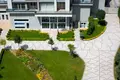 Квартира 1 комната 206 м² Бейликдюзю, Турция
