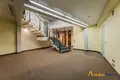 Oficina 5 habitaciones 114 m² en Minsk, Belarús