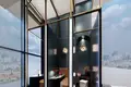 Complexe résidentiel New high-rise residential complex with swimming pools and a spa in the central business district of Bangkok, Thailand