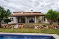 Villa de 4 dormitorios 267 m² Peralada, Španjolska