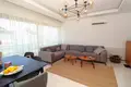 2 bedroom penthouse 140 m² Konyaalti, Turkey