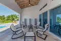 Dom 3 pokoi 390 m² Roatan, Honduras
