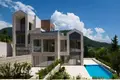 Квартира 2 спальни 241 м² Тиват, Черногория