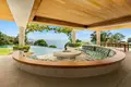 5 bedroom villa 2 500 m² Kamala, Thailand