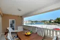 Haus 15 zimmer 484 m² Blace, Kroatien