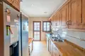 Haus 5 Schlafzimmer 780 m² Dos Hermanas, Spanien