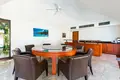 Wohnung 4 Schlafzimmer 593 m² Si Sunthon, Thailand