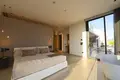 4-Schlafzimmer-Villa 702 m² lAlfas del Pi, Spanien