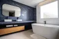 6 bedroom house 900 m² Dos Hermanas, Spain