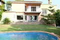 Villa 8 Schlafzimmer 520 m² Barcelona, Spanien