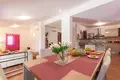 Casa 7 habitaciones 360 m² Pola, Croacia