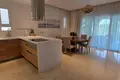 4-Schlafzimmer-Villa 290 m² Limassol, Zypern
