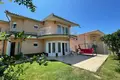 villa de 5 dormitorios 143 m² Burtaisi, Montenegro