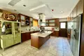 5-Schlafzimmer-Villa 350 m² Mathikoloni, Zypern