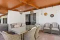 Haus 4 Schlafzimmer 250 m² Dos Hermanas, Spanien