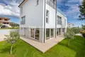 5 bedroom house 360 m² Opcina Fazana, Croatia