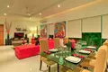 Villa de 3 habitaciones 240 m² Rawai, Tailandia